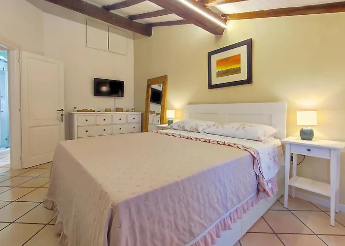 Flavia \'S Home With View San Gimignano Apartments